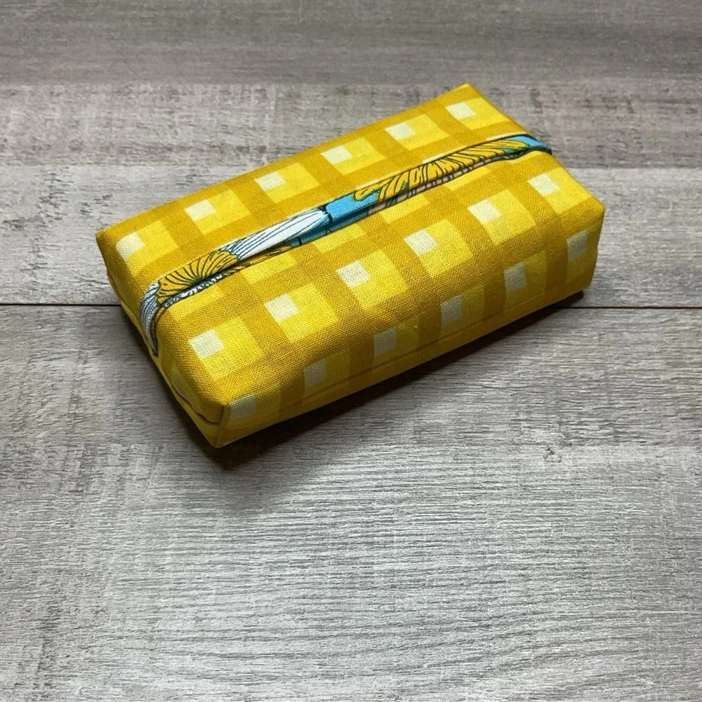 Handmade Yellow Gingham Fabric Travel Tissue Holder Floral Trim Case